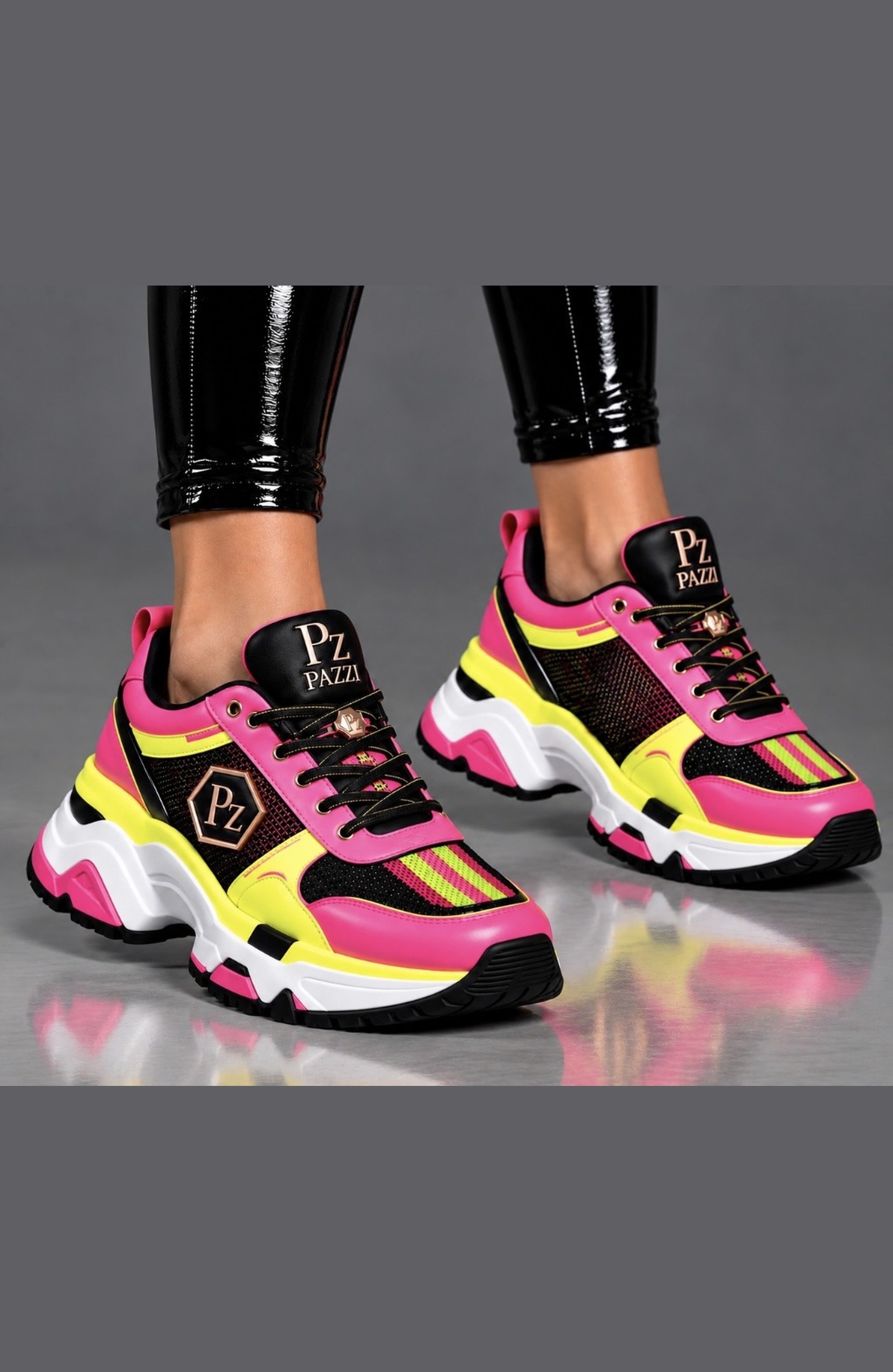 Hexa Motion Sneakers